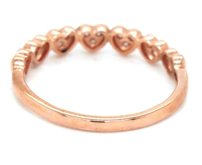 10kt Yellow gold diamond accent heart band