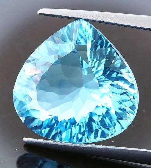 Expertly cut! 14.94ct vibrant Swiss blue Topaz from Brazil!