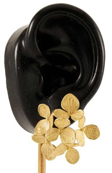 John Iversen Six Part Large Hydrangea Clip On Earrings in 18K
