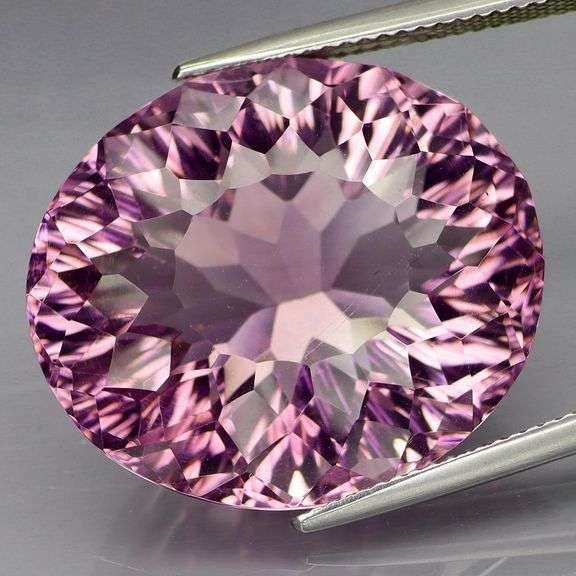 Premium! 35.87ct real unheated Bolivian Amethyst!