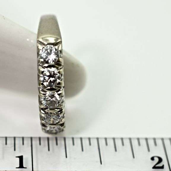 Classic 14K White Gold 1 Ct. T.W. Diamond Band