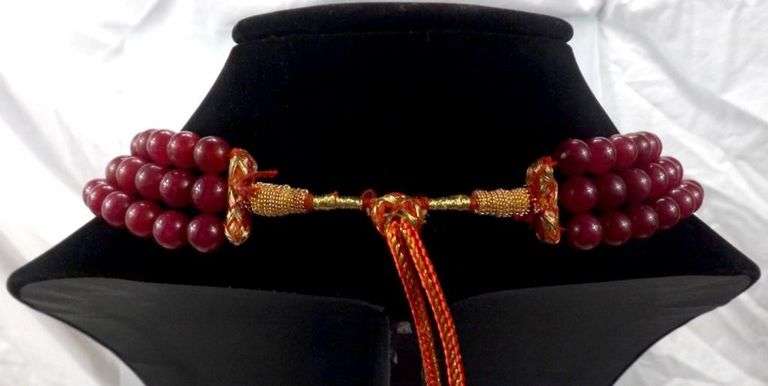 Beautiful Large 669 Cttw Mined From The Earth Ruby 3 Strand Necklace