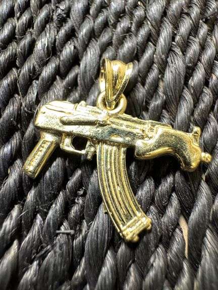 10K Yellow Gold Uzi Machine Gun Pendant