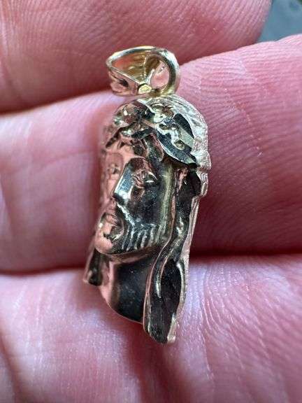10K Yellow Gold Jesus Bust Pendant