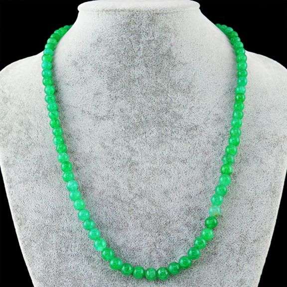 Beautiful 260 Cttw Natural Mined From The Earth Emerald Necklace. ( WOW!  EMERALD. MAY BIRTHSTONE )