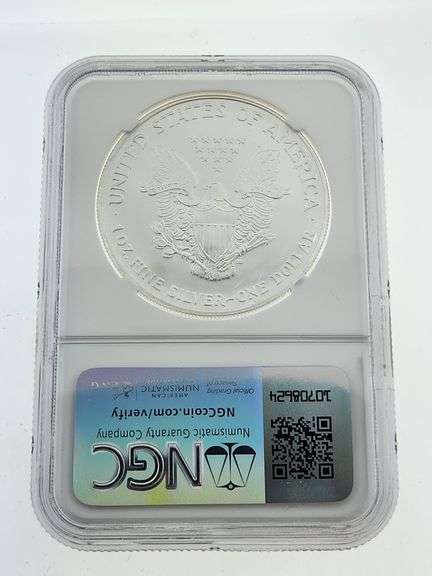 2005 American Silver Eagle, NGC MS69 "Red Book Label"