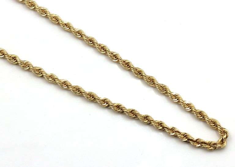 14kt Yellow gold Rope chain necklace
