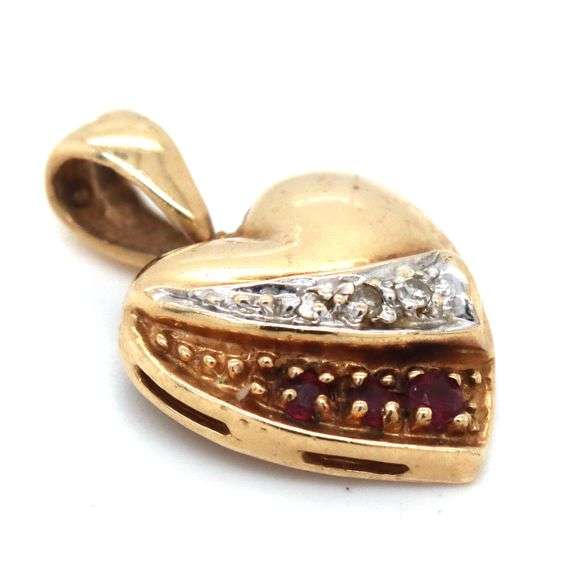 10kt Yellow gold ruby and diamond heart shaped pendant