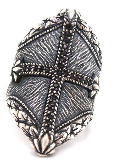 Scott Kay black sapphire cross saddle ring