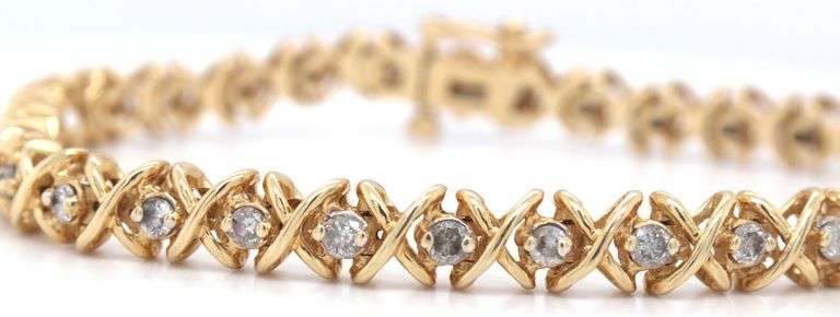 Sparkling 14K YG Diamond Bracelet