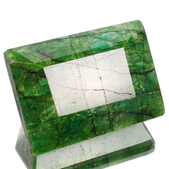 Huge Certified 2890 Ct Museum Size Natural Emerald