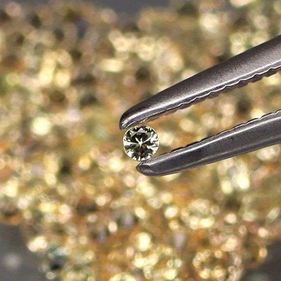 Exceptional 3.02ct diamond cut Songean Sapphire set