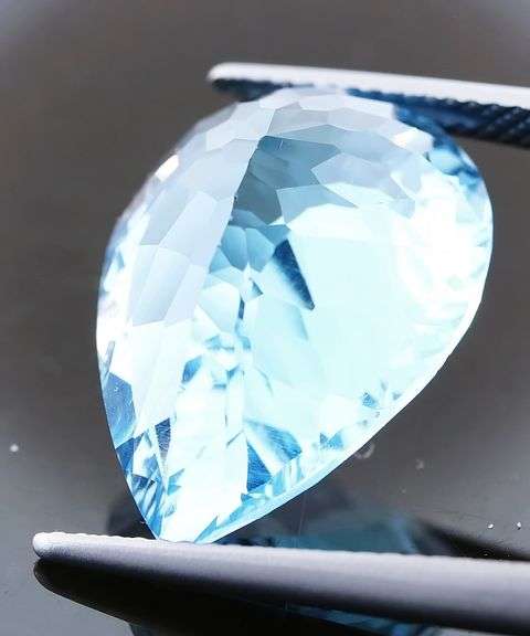 Expertly cut! 16.98ct vibrant Swiss blue Topaz from Brazil!