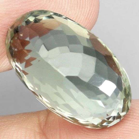 Brilliant 16.52ct natural platinum green Amethyst