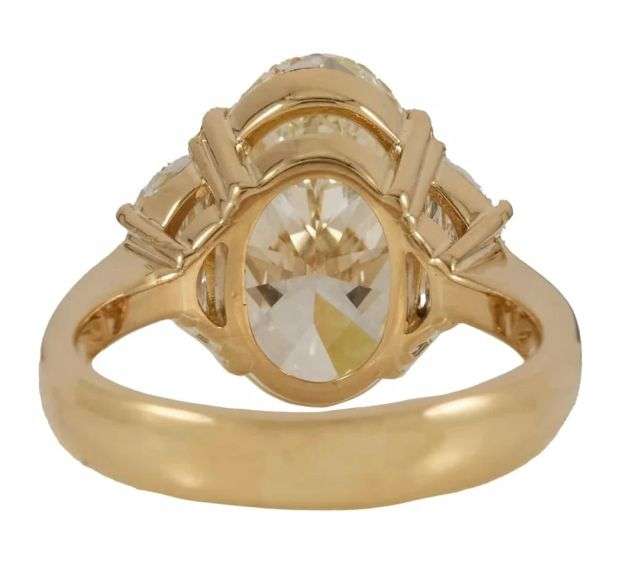 GIA certified 5.92ctw Oval and Half Moon Diamond Three Stone Engagement Ring in 18K