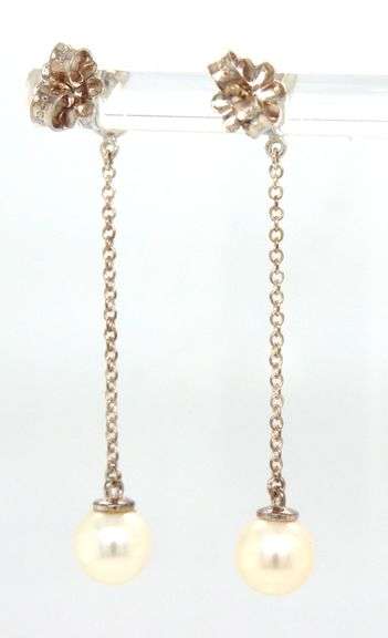 Tiffany & Co Ziegfeld pearl dangle earrings