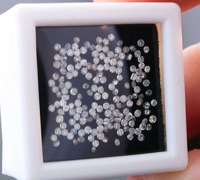 Heavy! .96ct set of REAL round brilliant Diamonds!