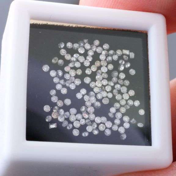 Heavy! .81ct set of REAL round brilliant Diamonds!