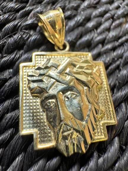 10k Yellow Gold Jesus Pendant