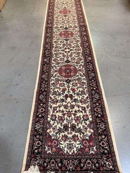 Fine Silk&Wool Tabriz Runner 2.6x12'
