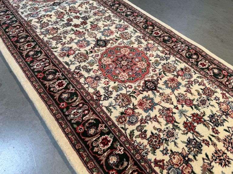 Fine Silk&Wool Tabriz Runner 2.6x12'