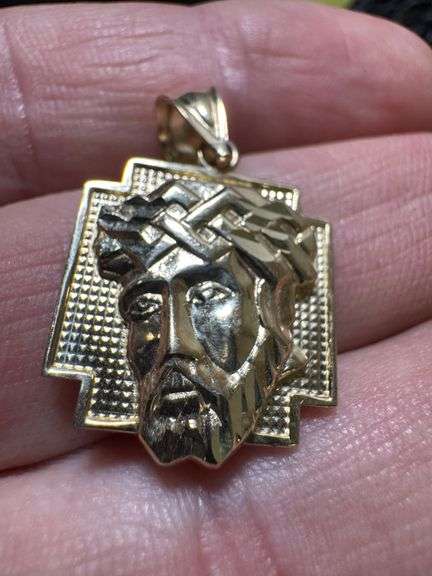 10k Yellow Gold Jesus Pendant