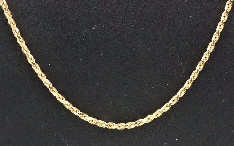 14kt Yellow gold Rope chain necklace