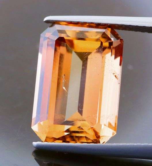 Premium color! 11.18ct Imperial Topaz!