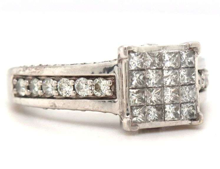 14kt White gold 1.25ctw Invisible set princess cut and round diamond engagement ring