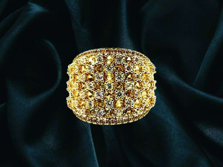 14 Kt Gold Plate 5.75 Cttw Simulated Vs1 Yellow Diamond and White Diamond Ring