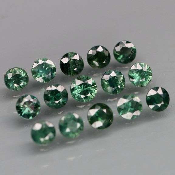 Heated only! 3.01ct hunter green Sapphire set!