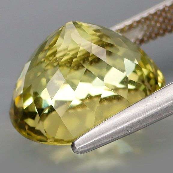 Simply gorgeous 10.92ct all natural Brazilian Citrine!
