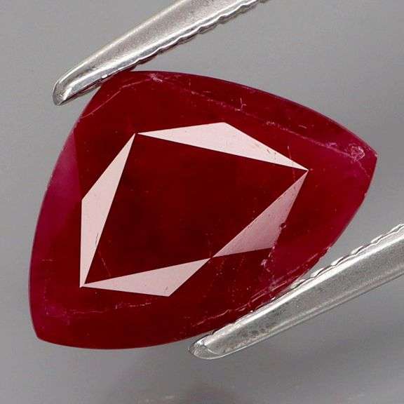 Facinating 2.33ct trillion cut blood red Burmese Ruby!