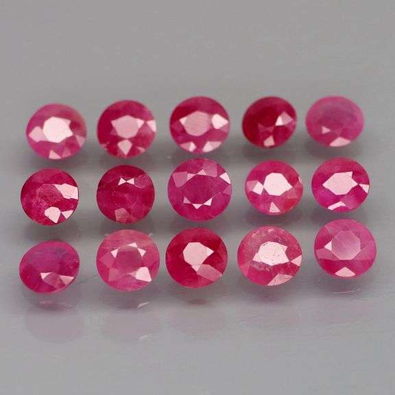 Heavy! 4mm! 15 piece set! 5.12ct Burmese Ruby set!