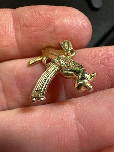 10K Yellow Gold Uzi Machine Gun Pendant