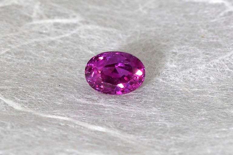 Hot! Natural Pink Sapphire