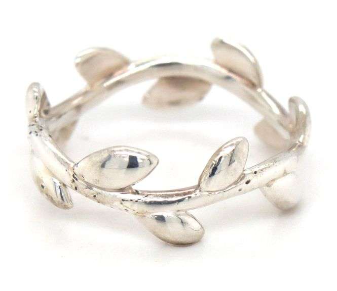Tiffany & Co Pamola picasso olive leaf ring
