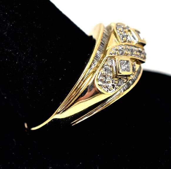 Sparkling 14K Yellow Gold Diamond Dome Ring