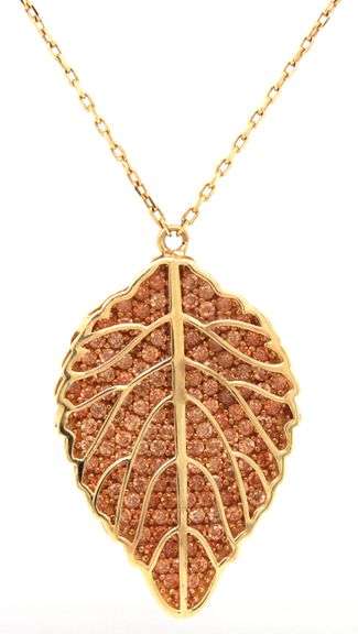 Inticate 18K YG Leaf Pendant on Necklace