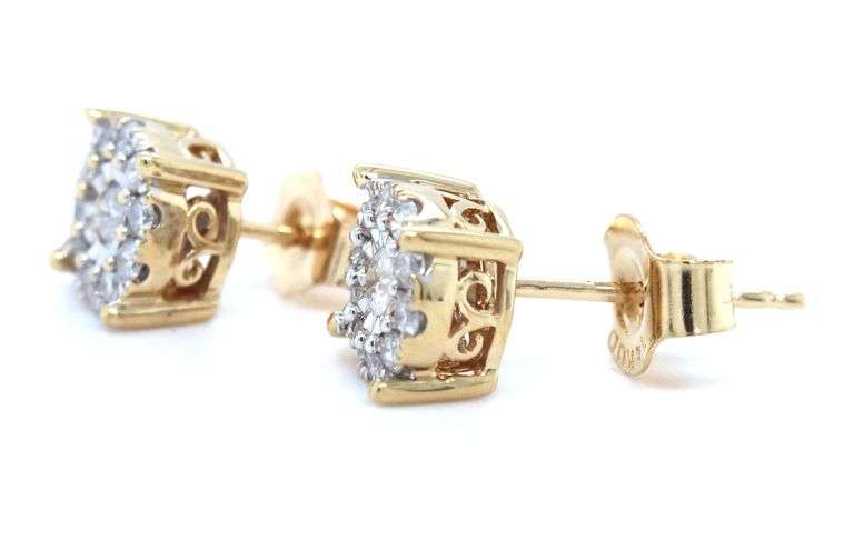One pair of 14kt Yellow gold 0.35ctw Illusion set diamond cluster earrings