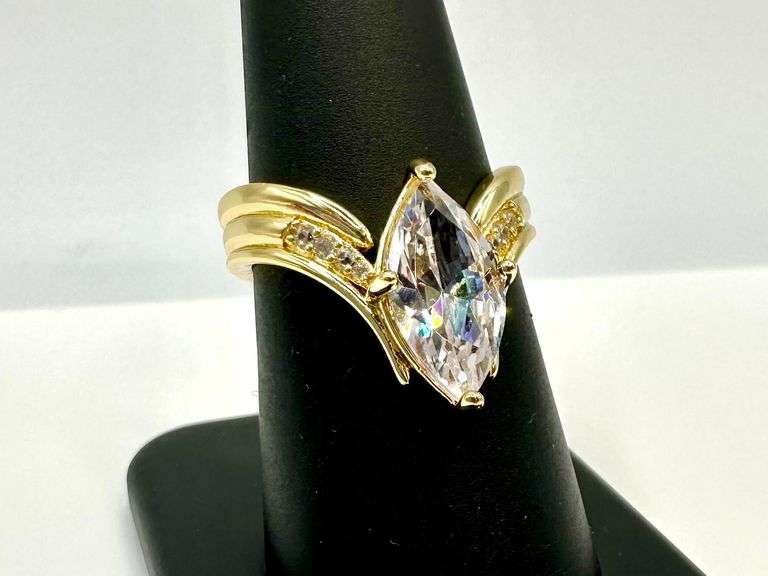 WOW!!! Ladies Sparkling 14 Kt Yellow Gold Plated 3.75 Ct Marquis Cut Lab Simulated Diamond Ring