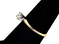 Beautiful 14K Yellow Gold Approx. 0.41CTW Solitaire Diamond Ring