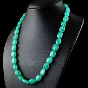 Beautiful Natural 315 Cttw Translucent Natural Mined From The Earth Emerald Necklace