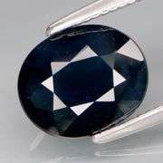 Gorgeous 1.77ct HEATED ONLY midnight blue Sapphire