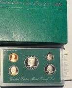 `Two Each 1994-1998 Green US Proof Sets