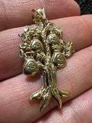 10k Yellow Gold Money Bag Tree Pendant