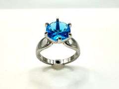 Amazing 14 Kt White Gold Plate 3.5 Ct Swiss Blue Topaz Ring