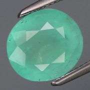Amazing color in this 2.45ct blue green Nigerian Emerald!