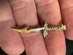 10k Yellow Gold Dagger Sword Knife Pendant
