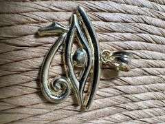 10K Yellow Gold Eye of Horus Pendant
